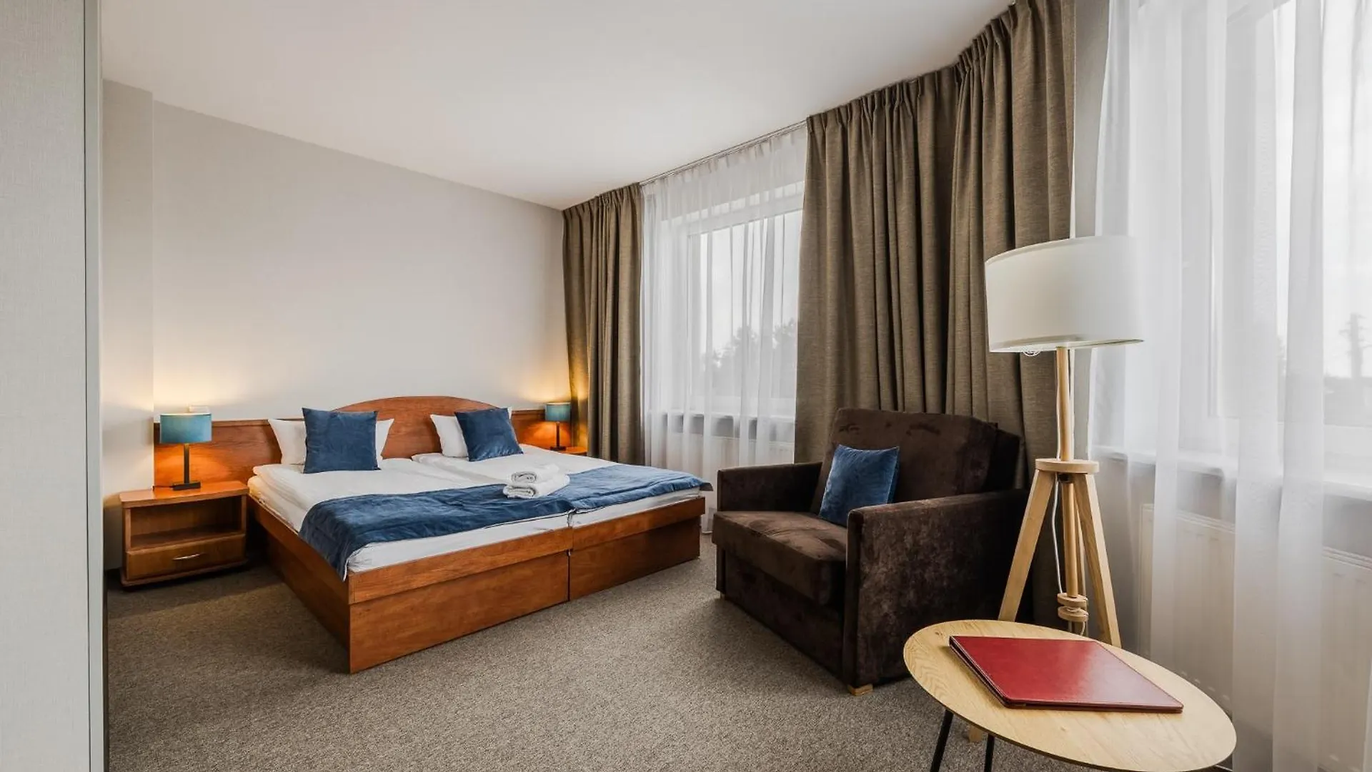 Hotel Caro Poznan 3*,