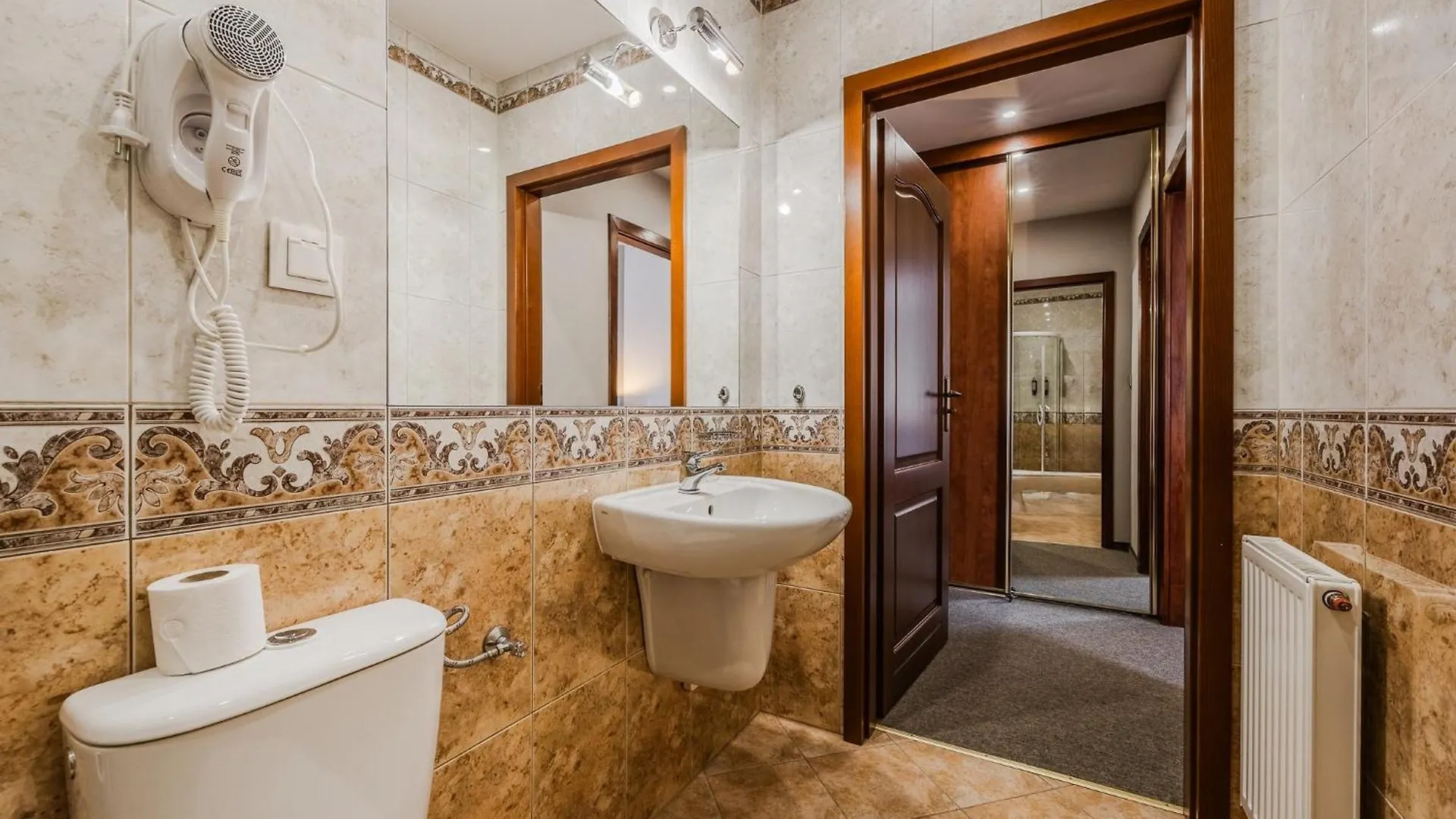 Hotel Caro Poznan